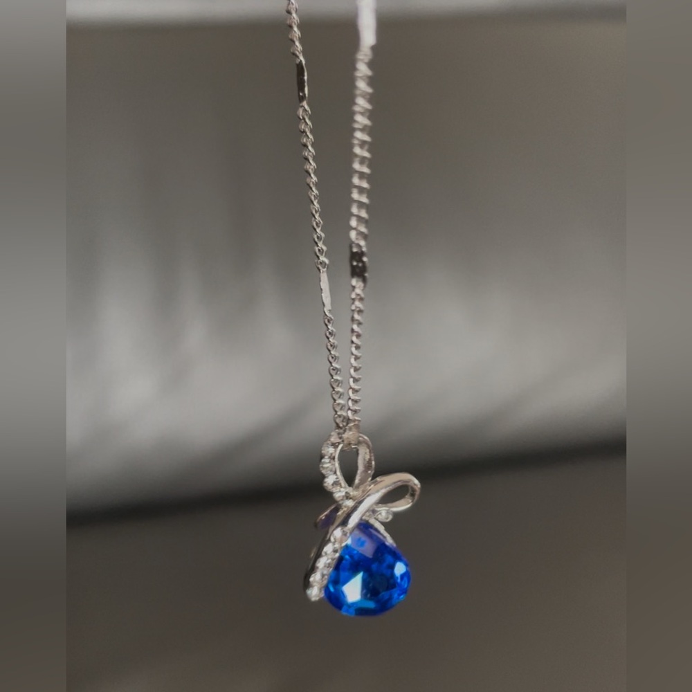 18K White Gold Plated with Swarovski Crystals Elements Sapphire Blue - Picture 4 of 6